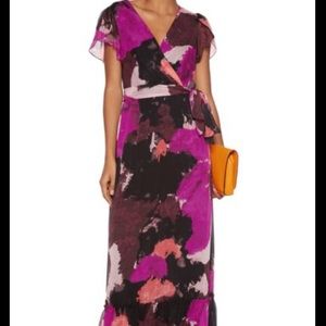 🩷🖤SOLD OUT!!!👗DVF Melania Chiffon full length wrap